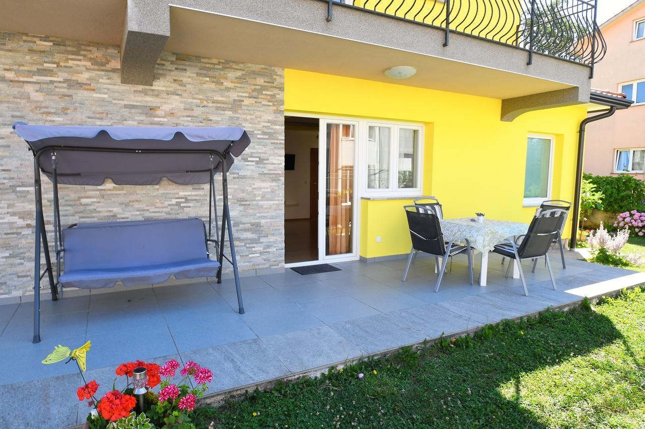 Apartment Mirjana 2 Rijeka Exterior photo